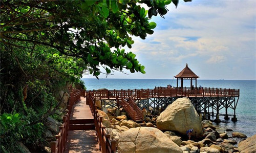 黔美人酸汤米粉加盟费多少（黔美人酒）